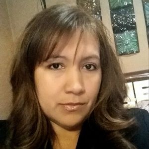 Meet your Posher, Vanessa z.